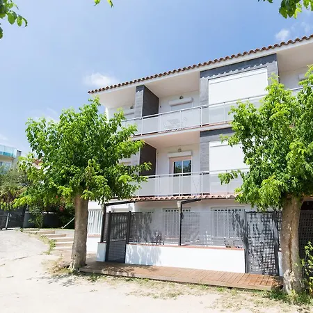 Apartmán Estudis Laura *
